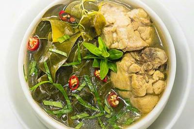 Cách nấu canh gà lá giang thơm ngon tại nhà
