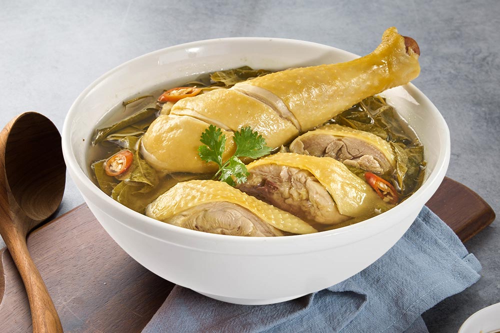 Cách nấu canh gà lá giang đúng điệu thơm ngon từ Gà ngon LaChanh