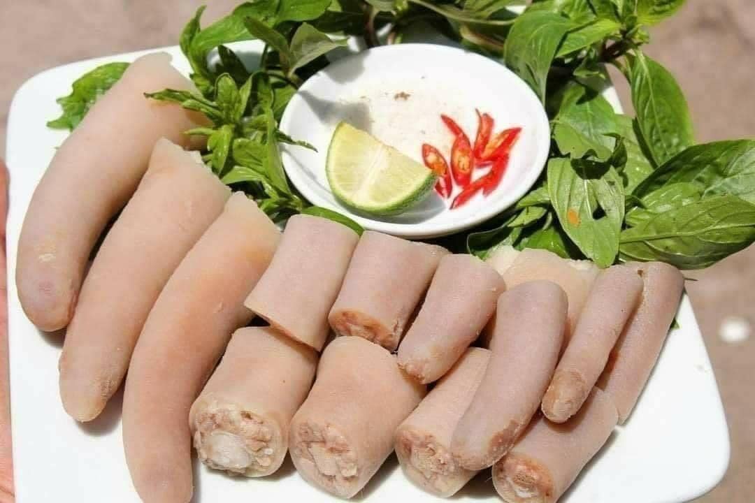 Bộ phận bổ nhất chỉ có một của con lợn , giúp bổ thận, trợ dương, có tiền  không mua được: Đuôi lợn