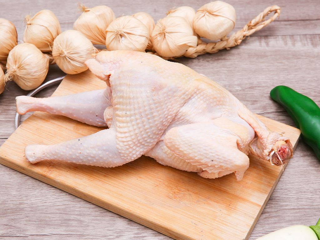 Gà dai nguyên con đông lạnh - Khủng Long Sữa - Tổng kho Thực phẩm nhập khẩu  Đà Lạt