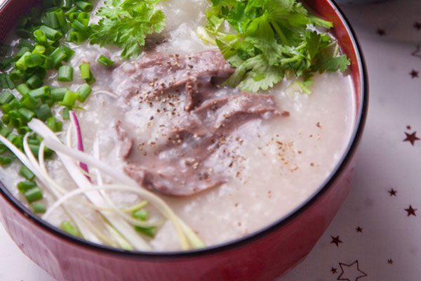 Cách nấu cháo tim heo đậu xanh cho quán cháo dinh dưỡng