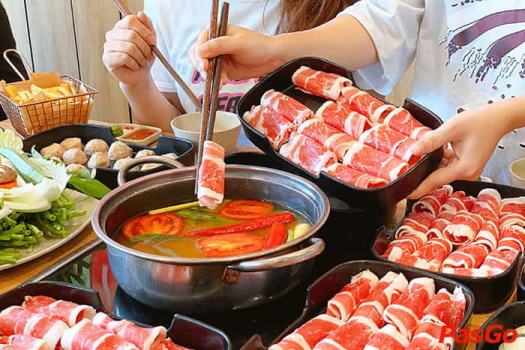 Ba chỉ bò Mỹ cuộn nhúng lẩu - Khay 500 gram Chuyên dùng cho các loại lẩu,  dùng cuộn với nấm kim châm - Thịt Bò | VinMart.co