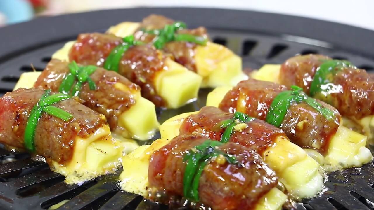 Cách làm bò cuộn phô mai đổi vị cuối tuần - Hidafoods